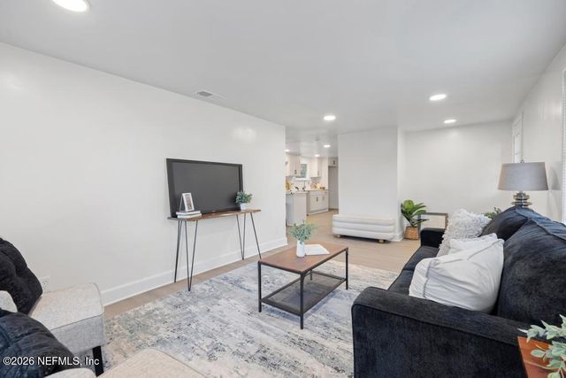 7412 JASPER Avenue, Jacksonville, FL 32211