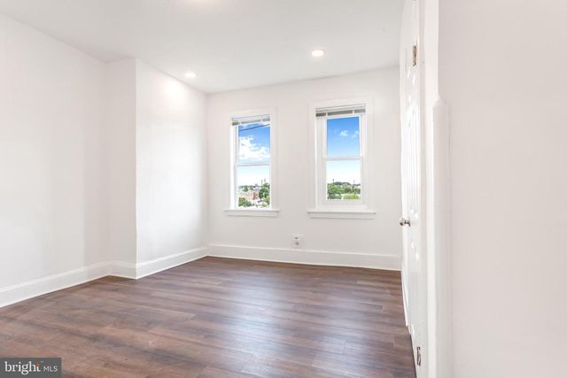 2212 W FAYETTE ST, Baltimore, MD 21223