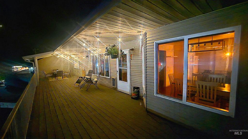 822 15th Ave, Lewiston, ID 83501