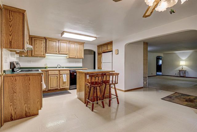 4939 N MEADE STREET, Appleton, WI 54913