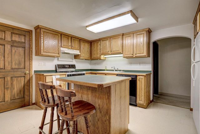 4939 N MEADE STREET, Appleton, WI 54913