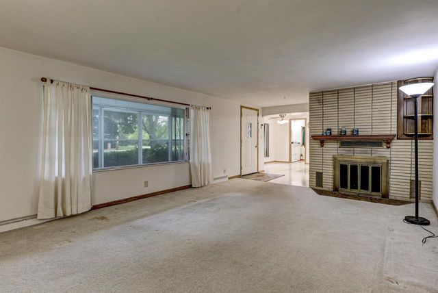 4939 N MEADE STREET, Appleton, WI 54913