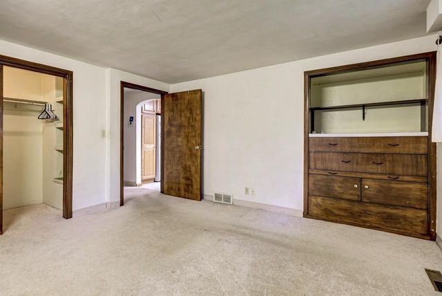 4939 N MEADE STREET, Appleton, WI 54913