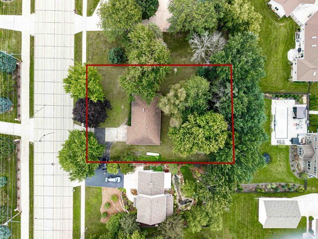 4939 N MEADE STREET, Appleton, WI 54913