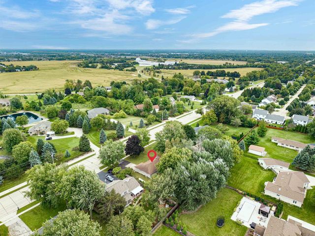 4939 N MEADE STREET, Appleton, WI 54913