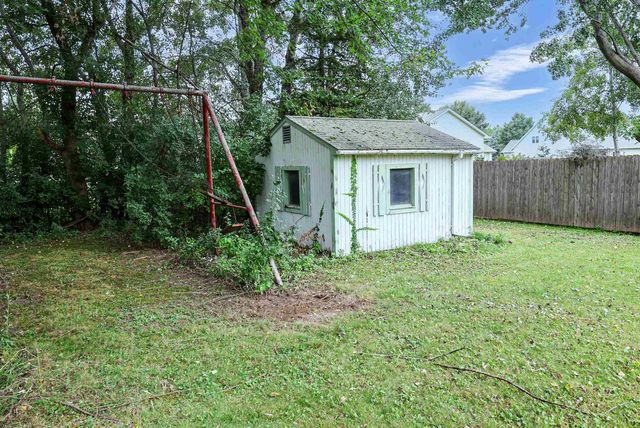 4939 N MEADE STREET, Appleton, WI 54913
