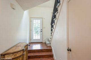 8008 Cobblestone Road, Urbandale, IA 50322