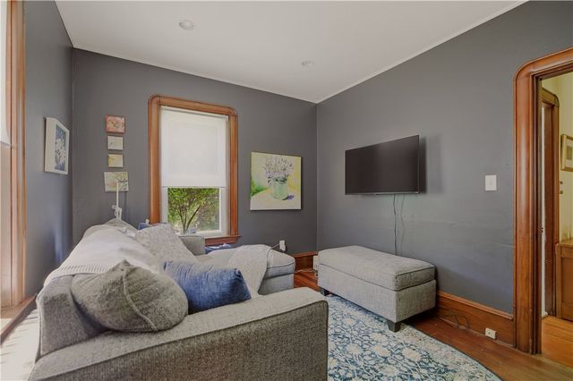 1536 Main Road, Tiverton, RI 02878