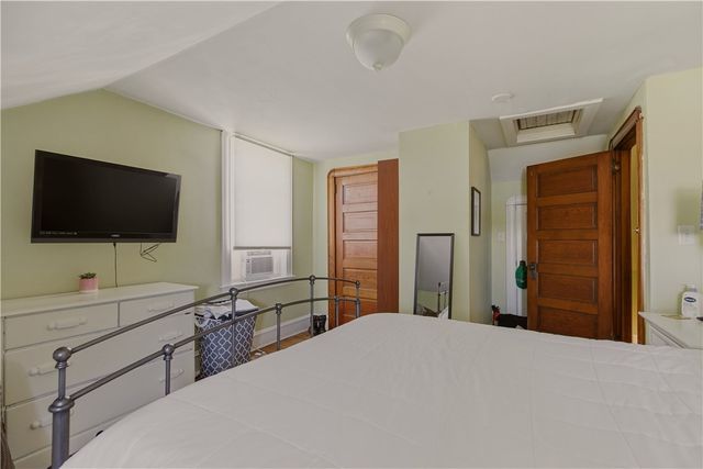1536 Main Road, Tiverton, RI 02878