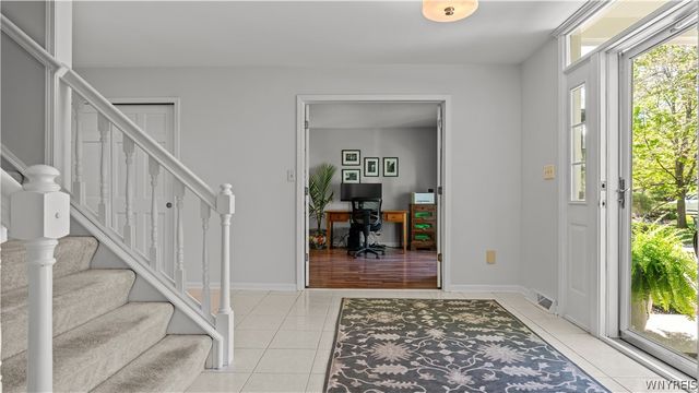 180 Curley Drive, Orchard Park, NY 14127