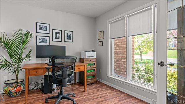 180 Curley Drive, Orchard Park, NY 14127