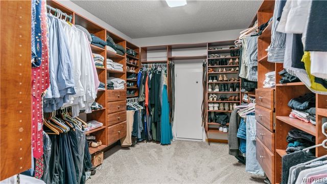180 Curley Drive, Orchard Park, NY 14127