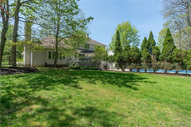180 Curley Drive, Orchard Park, NY 14127
