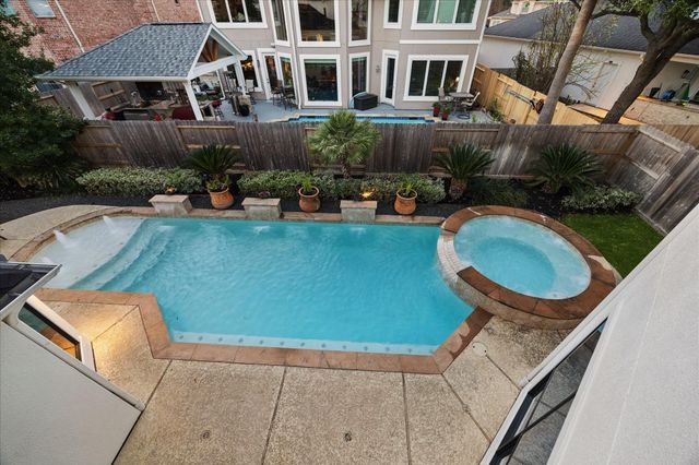 2010 Ivy Crest Court, Houston, TX 77077