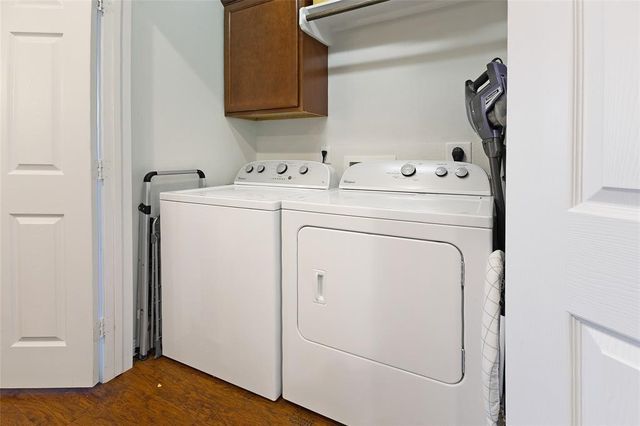 1198 Jones Butler Road 2708, College Station, TX 77840