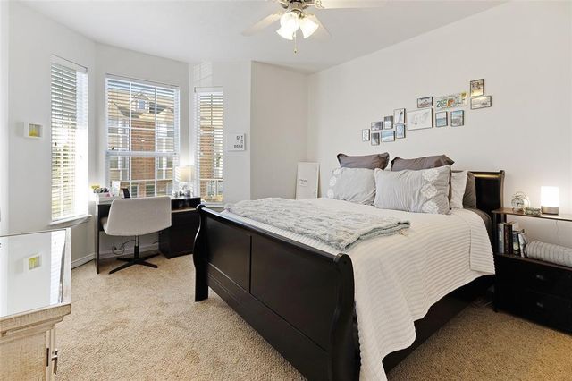 1198 Jones Butler Road 2708, College Station, TX 77840