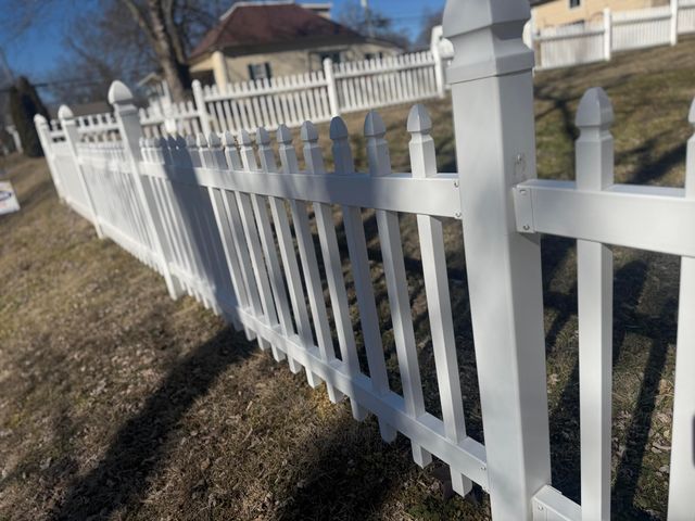 504 W Washington Avenue, Ava, MO 65608