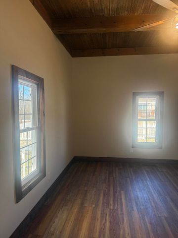 504 W Washington Avenue, Ava, MO 65608