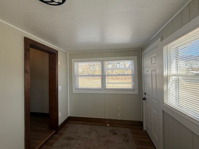 504 W Washington Avenue, Ava, MO 65608