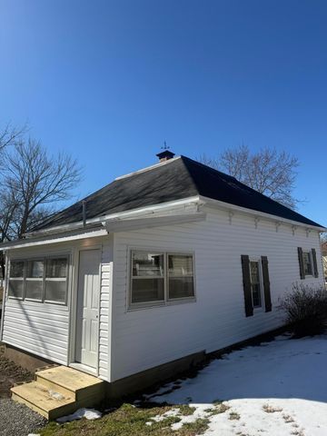 504 W Washington Avenue, Ava, MO 65608