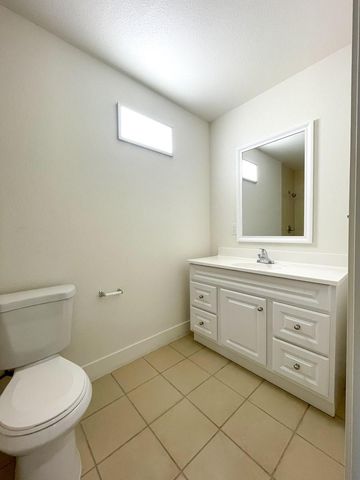 2091 15th Ave, Sacramento, CA 95822