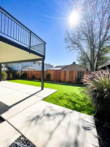 2091 15th Ave, Sacramento, CA 95822