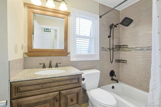 3 Church Lane P, Valley Cottage, NY 10989