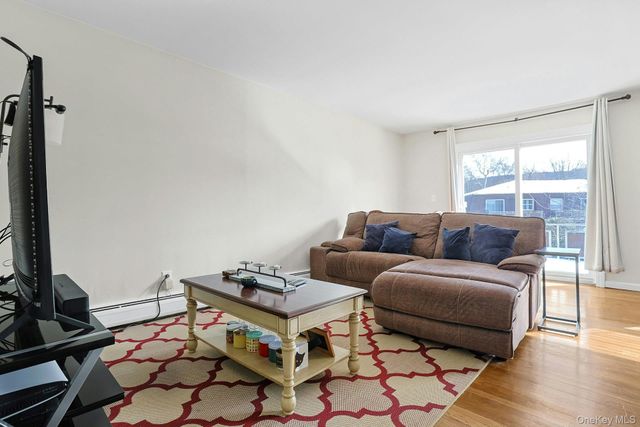 3 Church Lane P, Valley Cottage, NY 10989