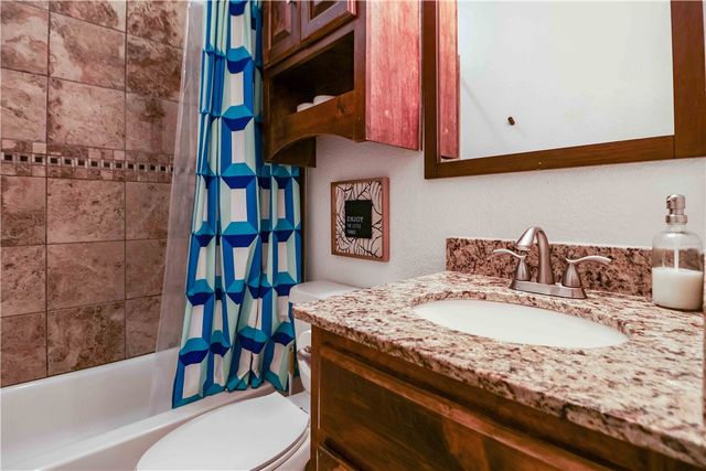 742 N 5th Street, Rogers, AR 72756