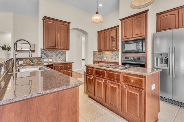 14734 Ramblebrook, Humble, TX 77396