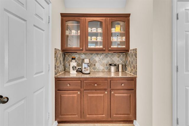 14734 Ramblebrook, Humble, TX 77396