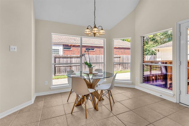 14734 Ramblebrook, Humble, TX 77396