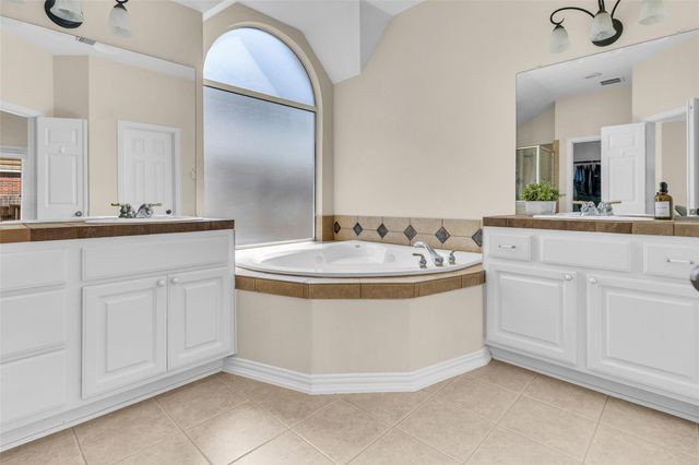 14734 Ramblebrook, Humble, TX 77396