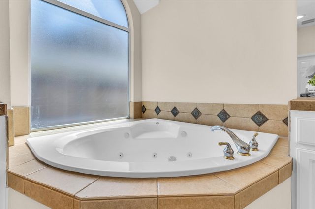 14734 Ramblebrook, Humble, TX 77396