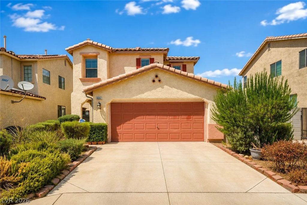 6692 Chariots Path Court, Las Vegas, NV 89142 — photo 2