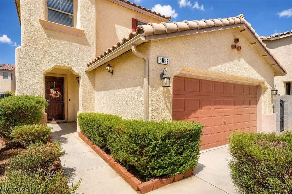 6692 Chariots Path Court, Las Vegas, NV 89142 — photo 3