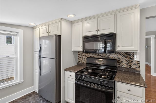 1306 Ekin Avenue, New Albany, IN 47150