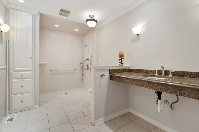 14707 Hollow Tree Road, Orland Park, IL 60462