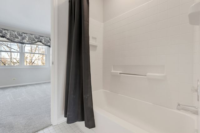 14707 Hollow Tree Road, Orland Park, IL 60462