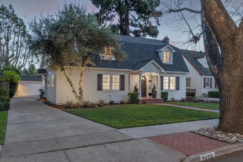 Image 3 of property listing at 1432 Mercer Avenue, San Jose, CA 95125