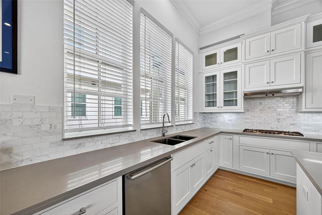 6240 Kansas Street, Houston, TX 77007