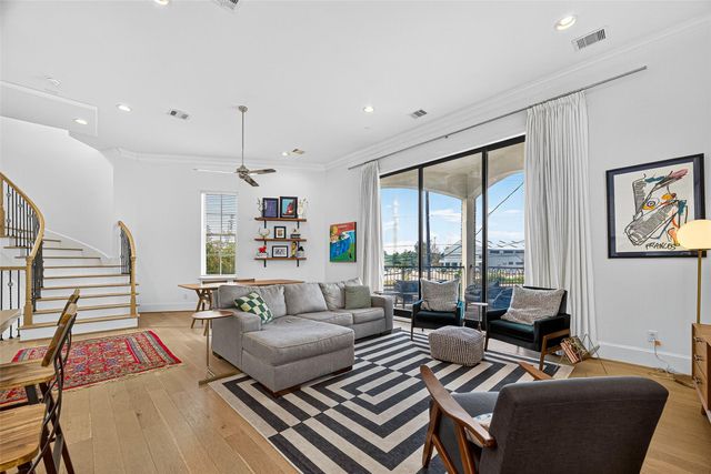 6240 Kansas Street, Houston, TX 77007