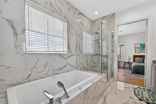 6240 Kansas Street, Houston, TX 77007