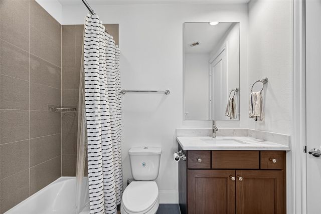 6240 Kansas Street, Houston, TX 77007