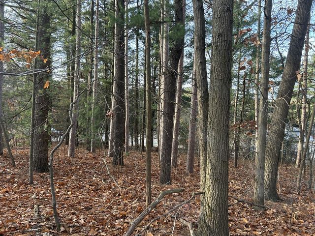 18651 W Spring Lake Road, Spring Lake, MI 49456