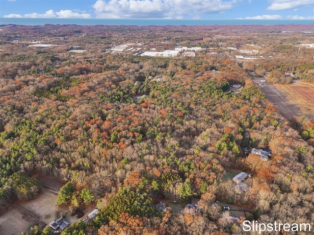 18651 W Spring Lake Road, Spring Lake, MI 49456