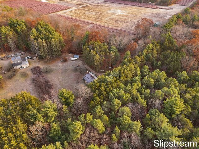 18651 W Spring Lake Road, Spring Lake, MI 49456