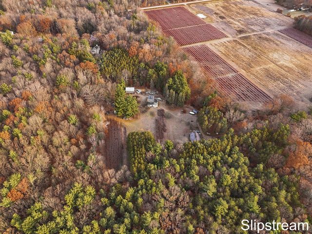 18651 W Spring Lake Road, Spring Lake, MI 49456