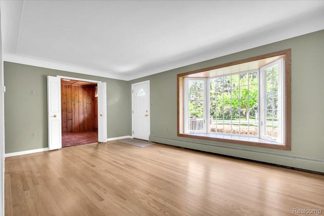 778 Troywood Drive, Troy, MI 48083