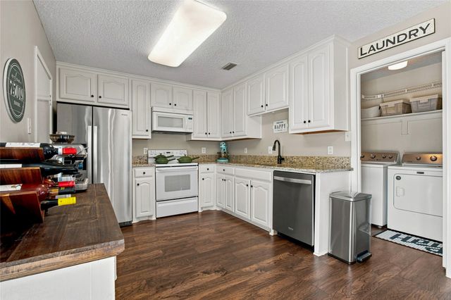 911 Rolling Brook Lane, Coppell, TX 75019